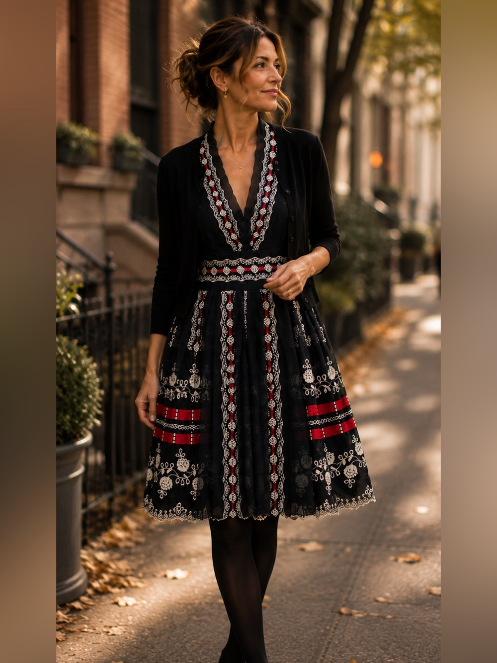 Anna Sui Black Silk Embroidered Mini Dress Size 10 Boho Romantic Floral